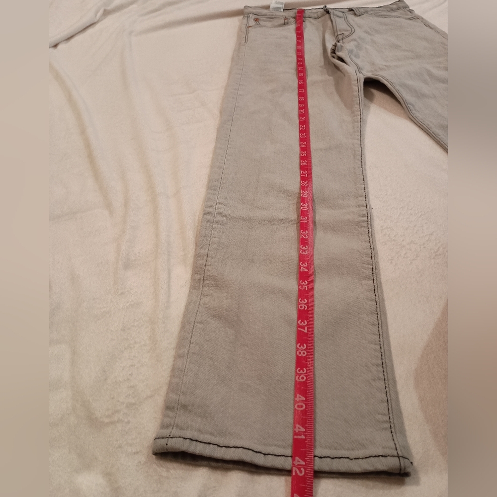 Levi's Men's 501 '93 Straight Leg Jeans 90's Vibes And Fit Button Fly Size 30X32 - Picture 4 of 13